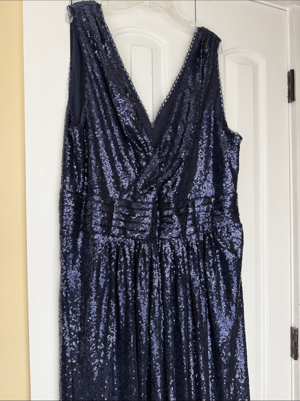 Kate Kasin Dark Blue Sequin Gown. Size 18W. New. - Picture 11 of 17